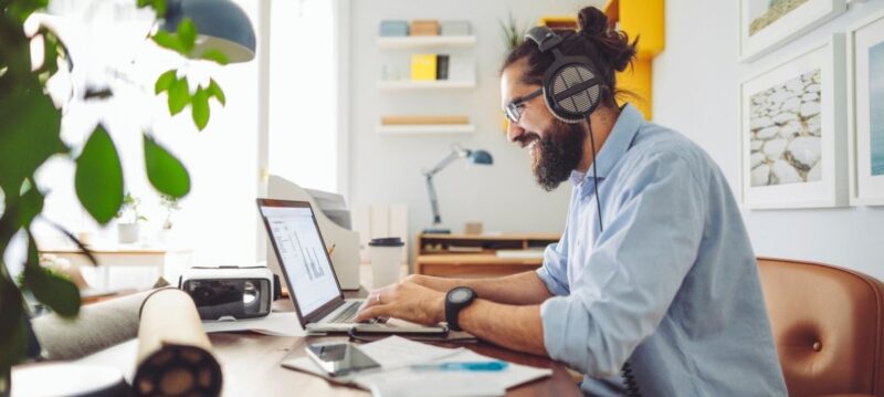 Voici les 10 métiers possibles en télétravail