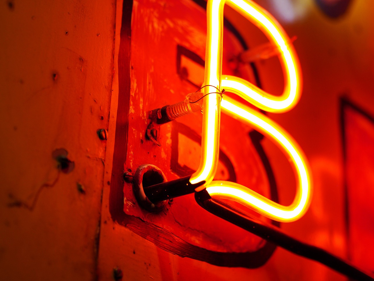 Lettres enseignes : améliorez la visibilité de votre entreprise