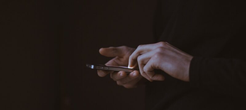 cell-phone-690192_1920