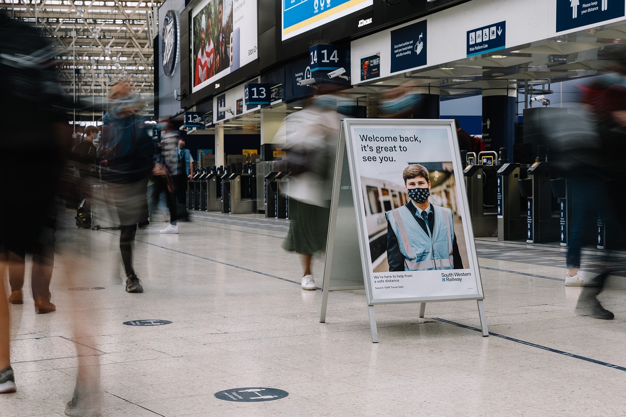 Communication visuelle d’entreprise : les PLV à adopter pour renforcer sa stratégie marketing