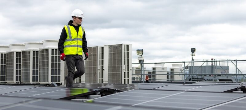 Comment_devenir_installateur_de_panneau_solaire_?