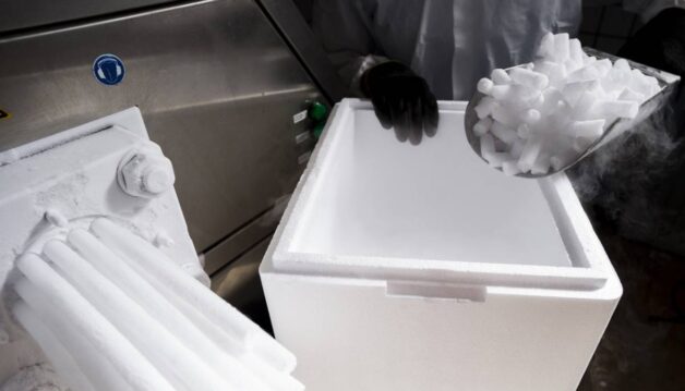media-carbonique-transport-realise-comment-glace.jpg