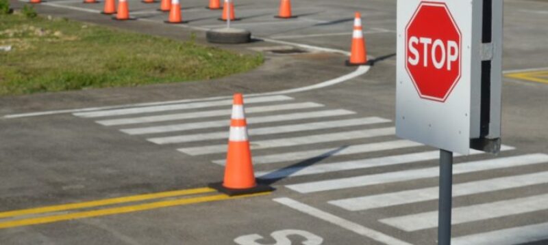Fiche_métier:_comment_devenir_moniteur_d’auto_école?