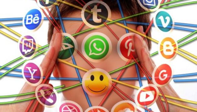 Dois_je_externaliser_la_gestion_des_médias_sociaux_?