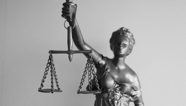 Guide_pour_bien_choisir_son_avocat_en_droit_bancaire