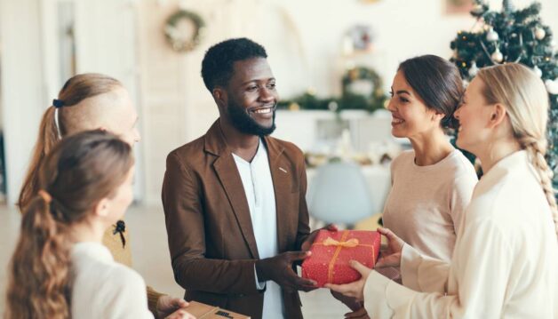 personnalises-entreprises-visibilite-offrent-cadeaux.jpg