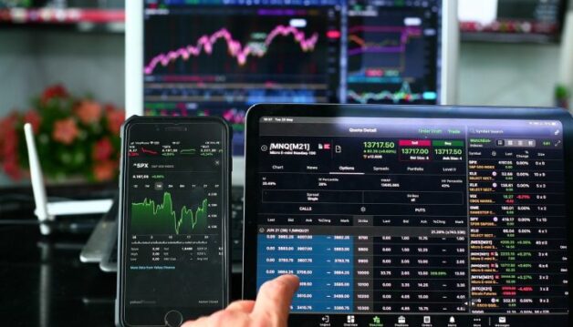 Comment_choisir_une_plateforme_pour_investir_en_cryptomonnaie?