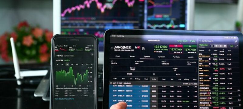Comment_choisir_une_plateforme_pour_investir_en_cryptomonnaie?
