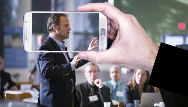 Comment_la_vidéoconférence_peut_vous_aider_à_conclure_une_vente