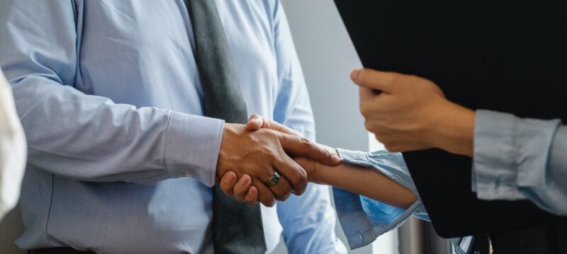 Pourquoi_un_accueil_adéquat_contribue_à_garder_les_employés 