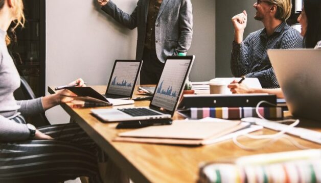 Les_5_KPIs_à_suivre_afin_de_mesurer_la_performance_d_un_site_web
