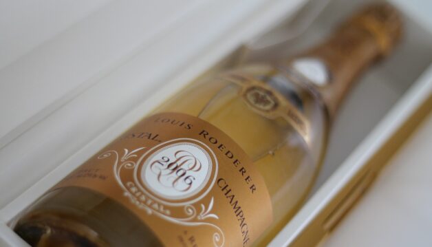 Optez_pour_un_coffret_cadeau_champagne_comme_cadeau_d_entreprise