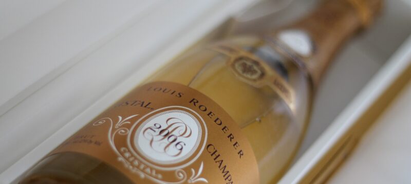 Optez_pour_un_coffret_cadeau_champagne_comme_cadeau_d_entreprise
