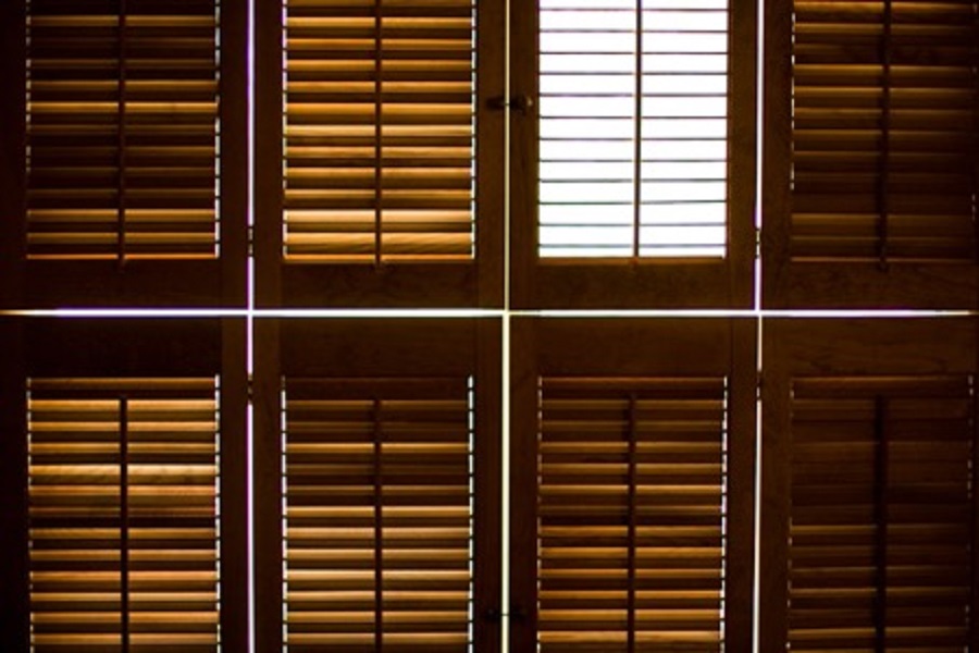 Volets roulants : Se protéger de la Canicule dans votre entreprise