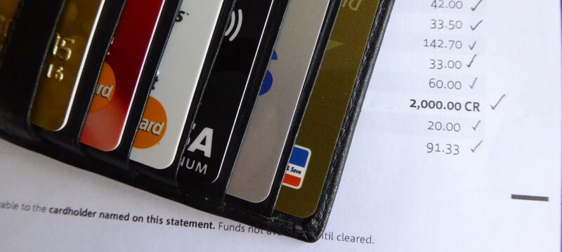 Les_différences_entre_une_banque_traditionnelle_et_un_compte_pro_en_ligne