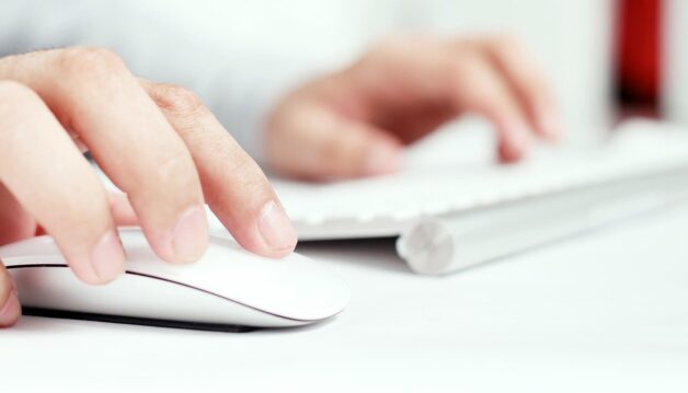 Transformez_votre_espace_de_travail_avec_les_sous_mains_de_bureau_Lavigne