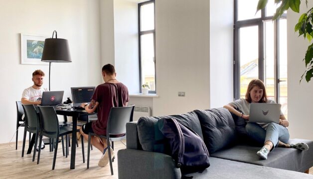 Pourquoi_un_espace_de_coworking_peut_être_meilleur_qu_un_bureau_traditionnel