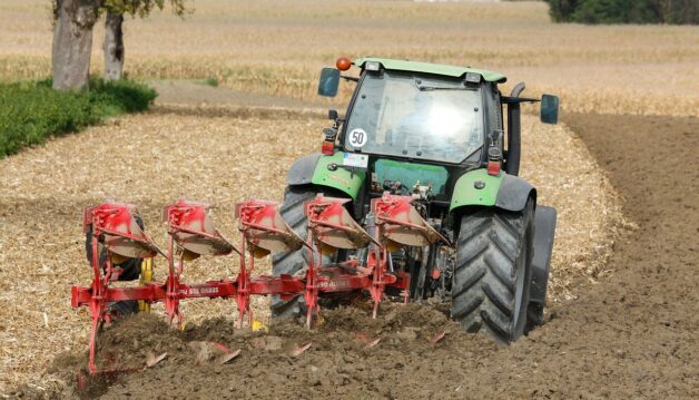 Découvrez_les_innovations_surprenantes_du_matériel_d_élevage_agricole_moderne