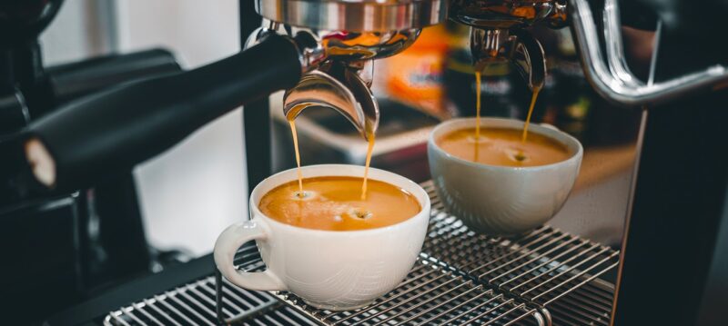 Café_de_qualité_professionnelle_:_choisissez_une_machine_qui_fait_la_différence_
