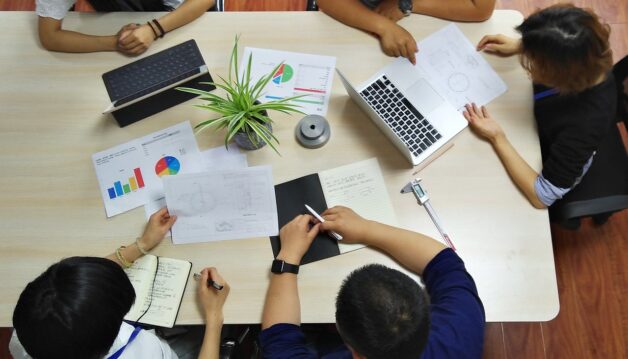 Axe_d_amélioration_en_entreprise_:_guide_pour_accroître_efficacité_et_performances