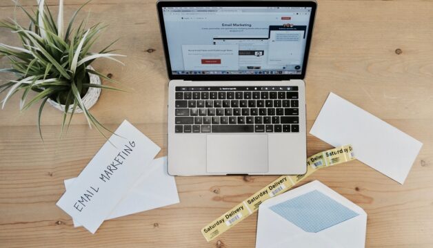 Découvrez_les_avantages_des_lettres_recommandées_en_ligne_:_sécurité,_rapidité,_facilité_