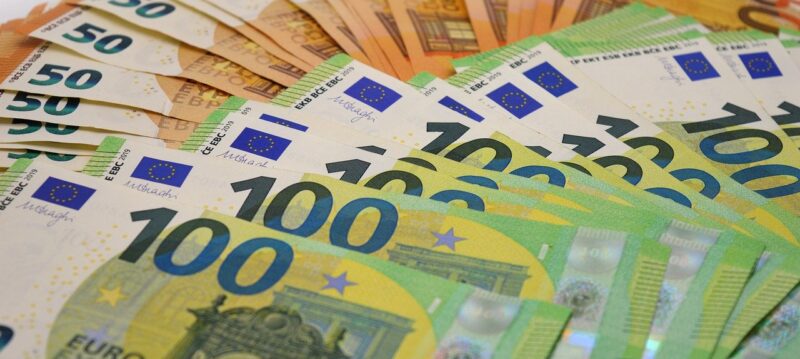 Placements,_solutions_d_épargne_et_d_investissement_pour_préparer_financièrement_l_avenir
