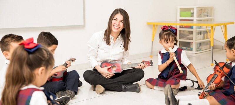 Devenir_accompagnant_éducatif_petite_enfance_:_les_différentes_options_de_formation_pour_le_CAP_AEPE