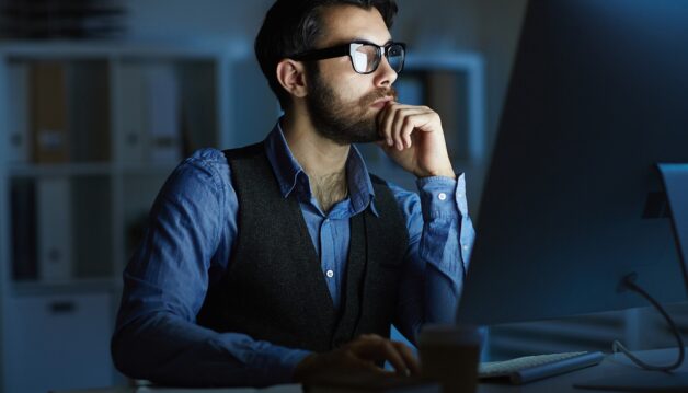 Jeune_entrepreneur_:_l’importance_d’optimiser_la_gestion_comptable_avec_un_logiciel_comptable